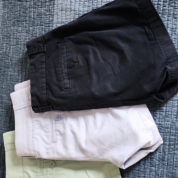 Bundle of J Crew Shorts 0 - Picture 3 of 5